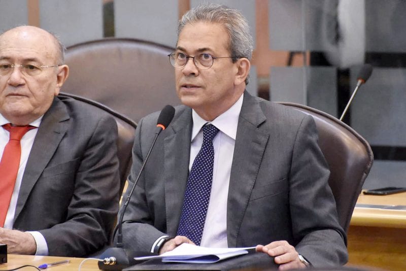 Extrema pobreza cresce no RN, mostra em plenÃ¡rio Hermano Morais