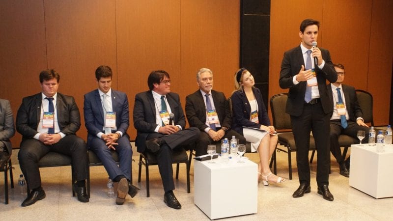 Deputado Rafael Motta pede aprovaÃ§Ã£o do Plano Nacional da Juventude