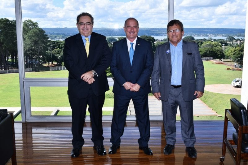 Prefeito Ãlvaro Dias solicita a ministro Onyx Lorenzoni apoio preventivo por conta das chuvas em Natal